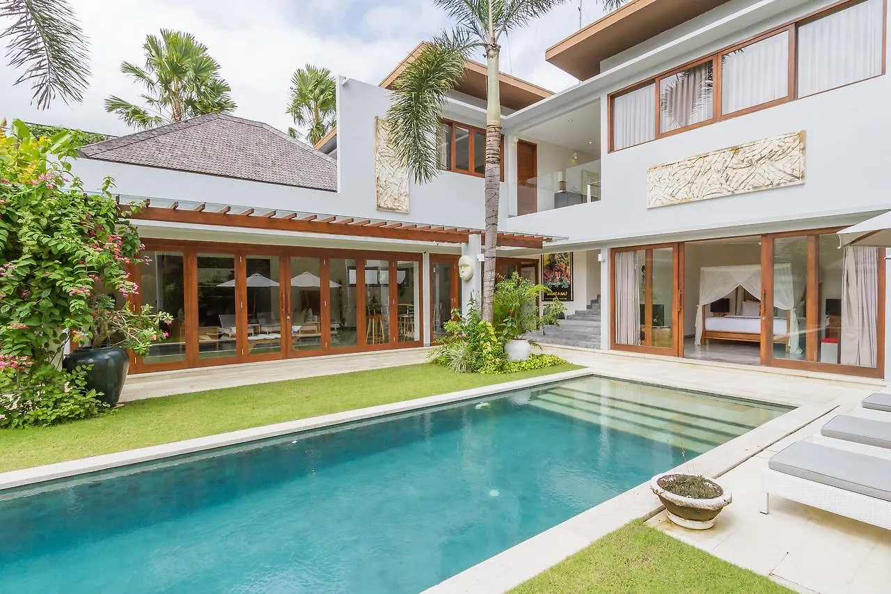 Villa Pierrot Seminyak
